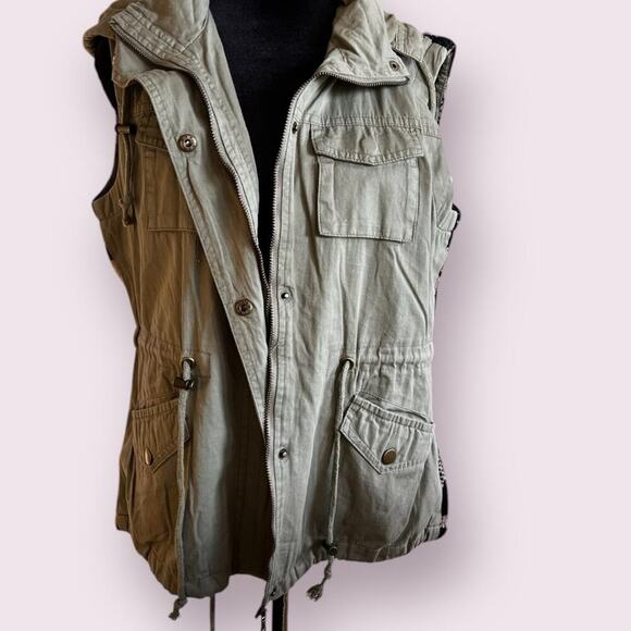 Fashionomics women’s size M vest with hood, back has diamond print sweater - Picture 1 of 10